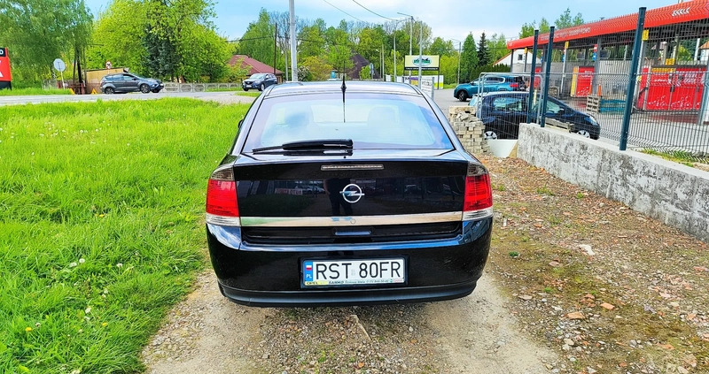 Opel Vectra cena 13999 przebieg: 121000, rok produkcji 2004 z Wieliczka małe 154